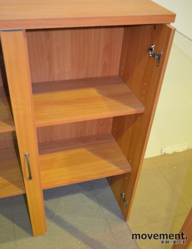 Solgt!Vitrineskap / glassskap uten bunn i - 3 / 3