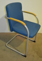HovDokka møteromsstol / besøksstol i blågrønt stoff, pent brukt