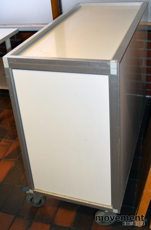 Solgt!Essnor oppvasktralle, 110,5cm - 2 / 2