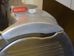 Berkel modell 834 vintage påleggsskjærer / skjæremaskin, pent brukt