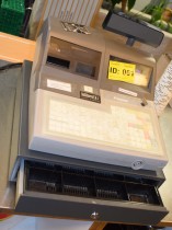 UniWell EX-570Fkasseapparat for kafe, komplett med bankterminal, pent brukt