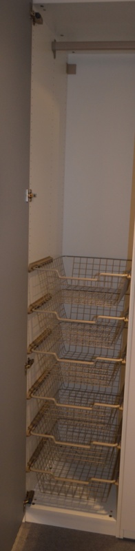 Solgt!IKEA Pax garderobeskap med dører i - 2 / 2