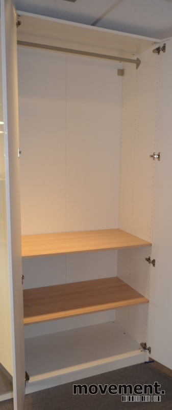 Solgt!IKEA Pax garderobeskap med dører i - 2 / 2