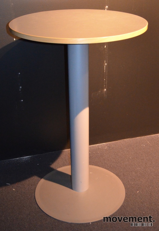 Solgt!Lite, rundt barbord fra Kinnarps, - 1 / 3