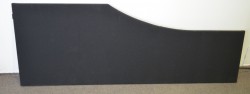 Bordskillevegg i sort fra Edsbyn, 180cm bredde, pent brukt
