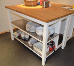 IKEA Stenstorp kjøkkenøy / buffet i hvitt med eik benkeplate, bredde 125cm, pent brukt