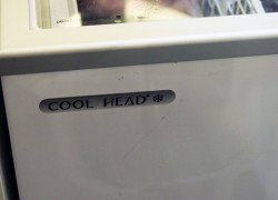 Fryseboks med glasslokk for iskrem fra Coolhead, med skyvelokk i glass, 101,5cm bredde, pent brukt