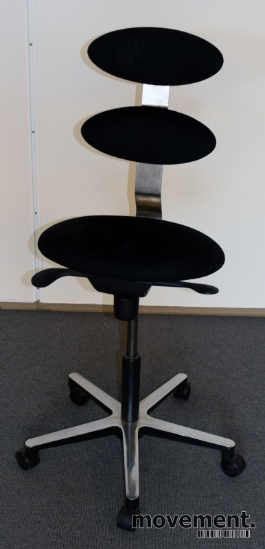 Kontorstol: Spinella, dansk kontorstolmed ergonomisk design kontorstol dansk design