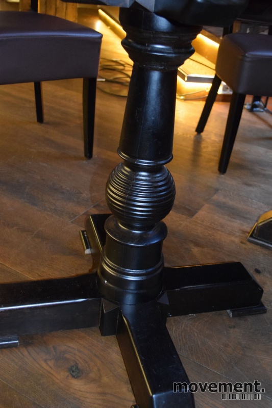 Solgt!Restaurantbord / kafebord i massivt - 2 / 4
