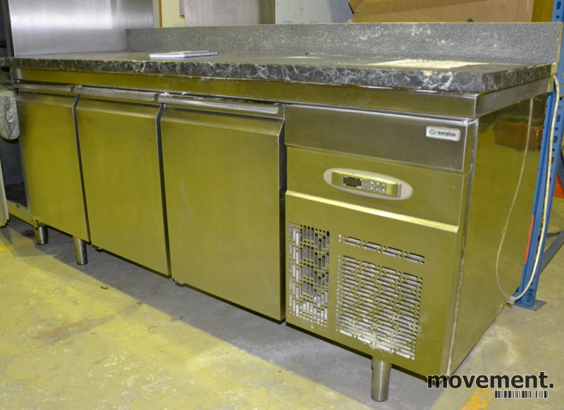 Solgt!Kjølebenk fra Norplan med pizzabenk - 2 / 7