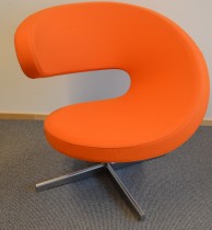 Loungestol / lenestol, Varier (Stokke) Peel club i oransje stoff, pent brukt