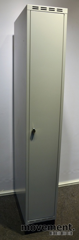 Solgt!Garderobeskap i stål fra - 2 / 3