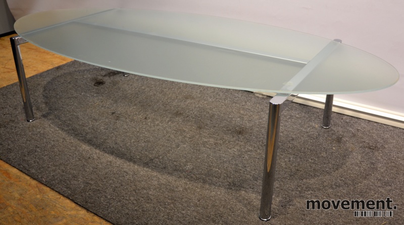 Solgt!Lekkert ovalt glassbord med krom - 3 / 3