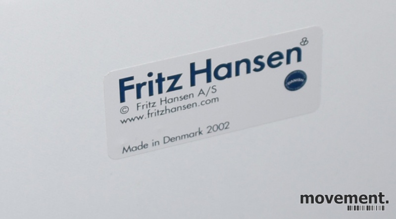 Solgt!Fritz Hansen rundt møtebord A825 - 2 / 3