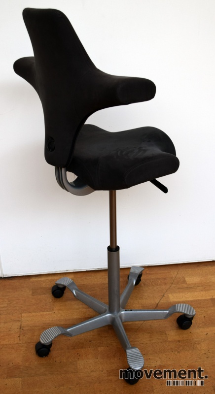 Ergonomisk kontorstol Håg Capisco 8106 igrå mikrofiber, 85cm Ergonomisk kontorstol Håg Capisco 8106 igrå mikrofiber, 69cm