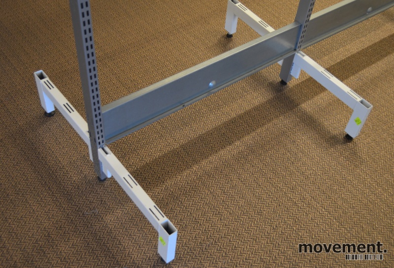 Solgt!Butikkinnredning / hyllesystem til - 2 / 8