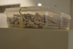 Butikkinnredning, stativ for utstilling av smykker, pent brukt