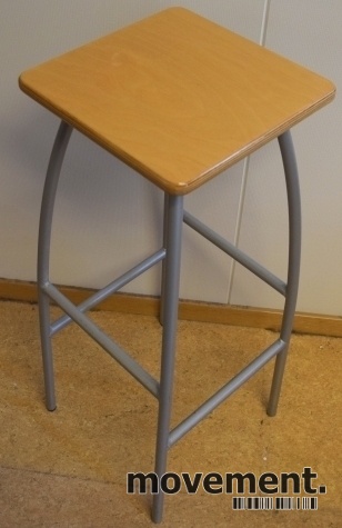 Solgt!Barkrakk / barstol i grålakkert - 2 / 2