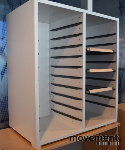 Solgt!Posthylle i hvitt med 19 hyller og - 4 / 5