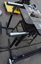 Bordsag fra Gebe, modell TS254-1 med stativ og flere rullebukker, pent brukt