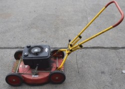 Gressklipper: Klippo-klipper med Briggs & Stratton 3,5HP,  god stand