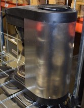 Proff kaffetrakter fra Brewmatic, komplett med filterholder og kolbe, manuell vannpåfylling, brukt