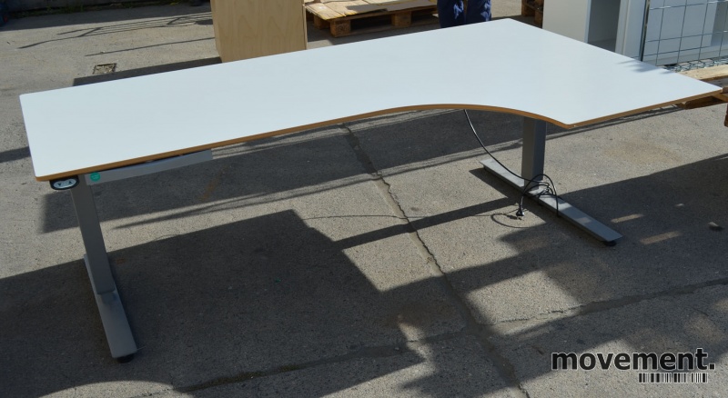 Solgt!Skrivebord med elektrisk hevsenk - 2 / 3