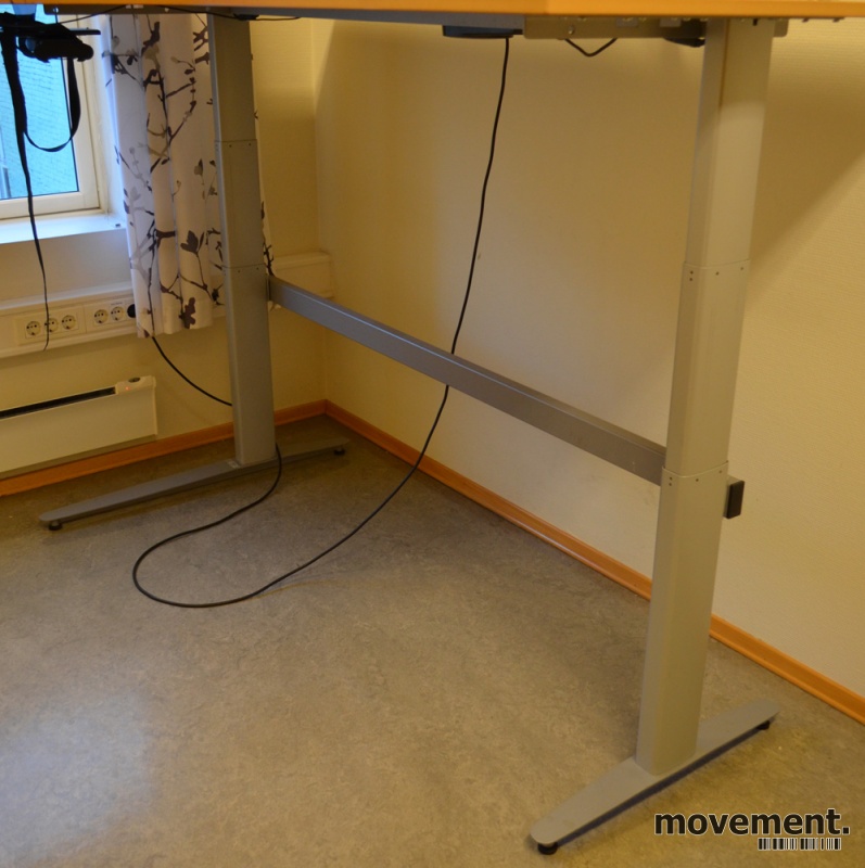 Solgt!Understell til skrivebord med - 1 / 2