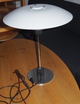 Bordlampe: Louis Poulsen PH 4/3, pent brukt
