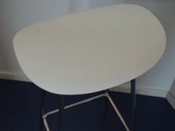Barkrakk / barstol, Cornflake fra OFFECCT, hvit / krom, 82cm høyde, pent brukt