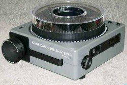 Vintage DIAS-fremviser Kodak karusell S-AV 2050 lysbildekarusell med innsats, pent brukt