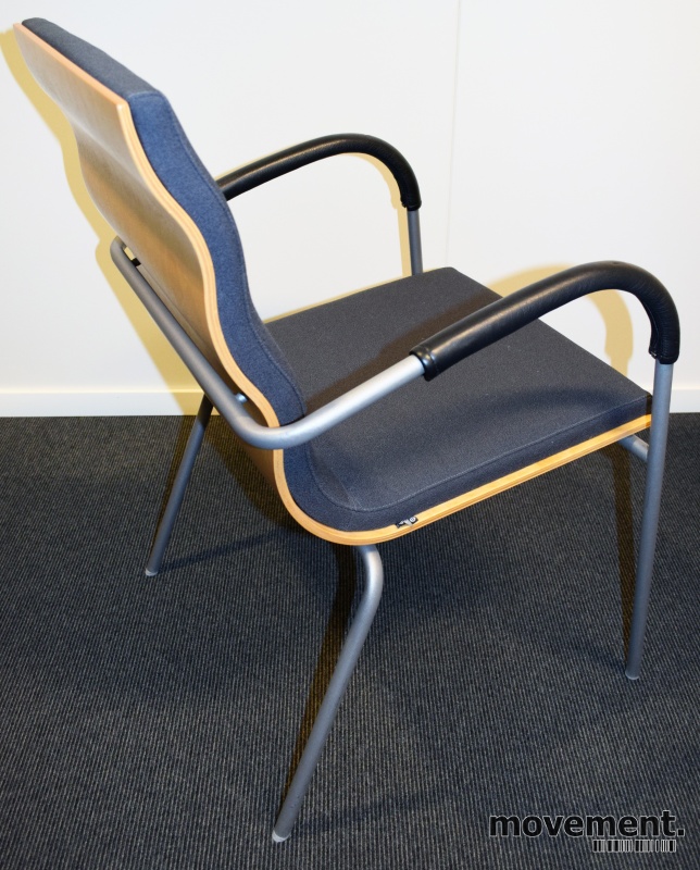 Solgt!Konferansestol fra EFG, modell - 2 / 4