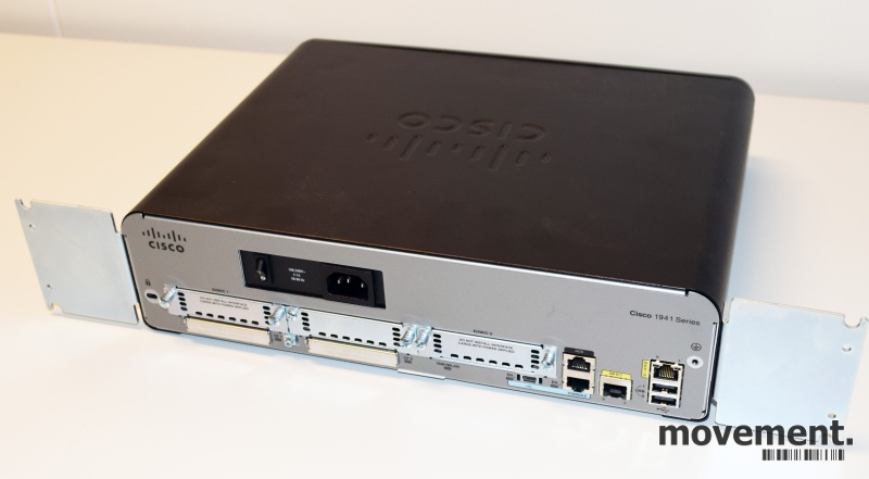 Solgt!Cisco 1941, gigabit router - 1 / 2