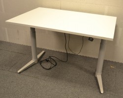 Skrivebord med elektrisk hevsenk fra Edsbyn, 120x80cm, NY PLATE / pent brukt