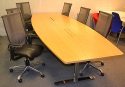 Møtebord fra Svenheim i eik / krom , 340x120cm, passer 10-12 personer, pent brukt
