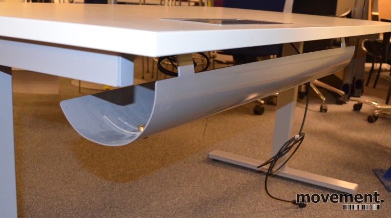 Solgt!Skrivebord med elektrisk hevsenk - 3 / 3