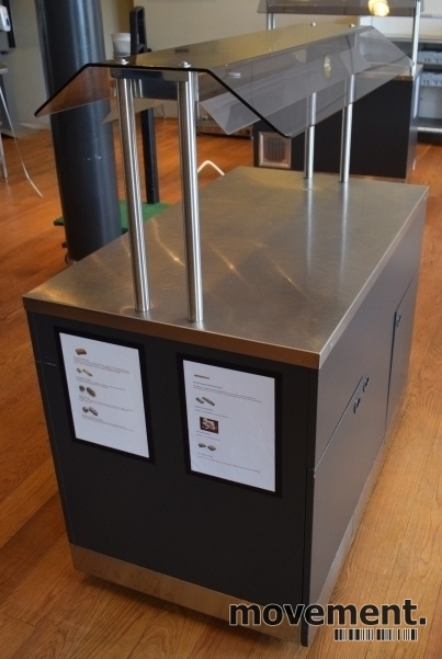 Solgt!Serveringstralle / buffetdisk på - 1 / 2