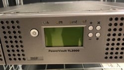 Dell PowerVault LT2000 Tape Library, LTO5-140 6Gb SAS, 2unit rackmount, pent brukt