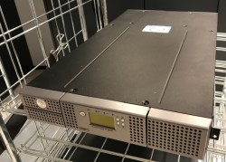 Dell PowerVault LT2000 Tape Library, LTO5-140 6Gb SAS, 2unit rackmount, pent brukt