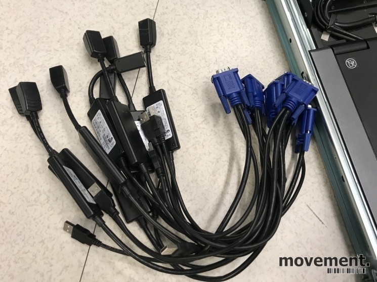 Solgt!Dell KVM 1082DS, 1units Uttrekkbar - 3 / 4