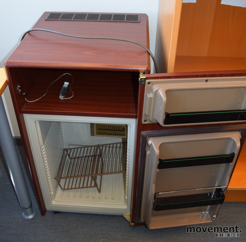Solgt!Minikjøleskap / Retro minibar fra - 2 / 3