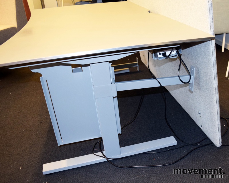 Solgt!Elektrisk hevsenk skrivebord fra - 3 / 4