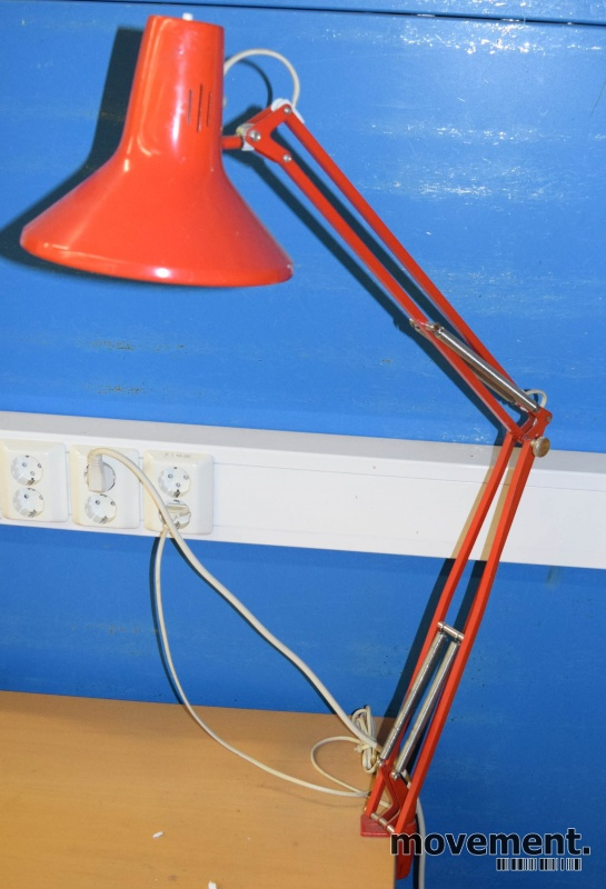 Solgt!Vintage Luxo-lampe i rødt, L-1P, - 1 / 2