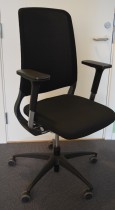 Drabert Salida kontorstol i sort, høy rygg i mesh, armlene, pent brukt