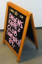 Menytavle for kafé / gatebukk / menybukk for kritt / tusj, pent brukt