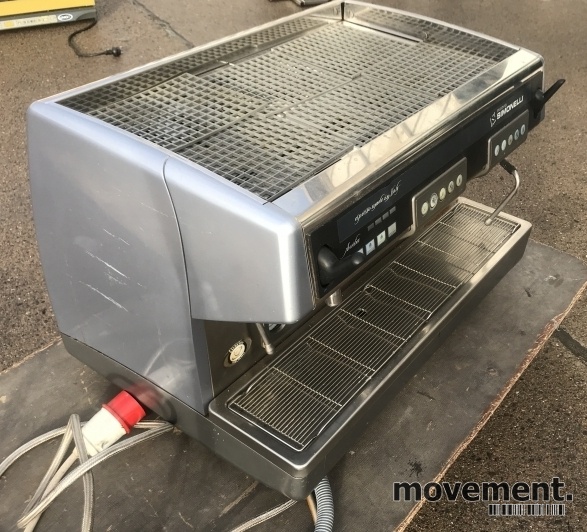 Solgt!Espressomaskin for bar/restaurant: - 3 / 6