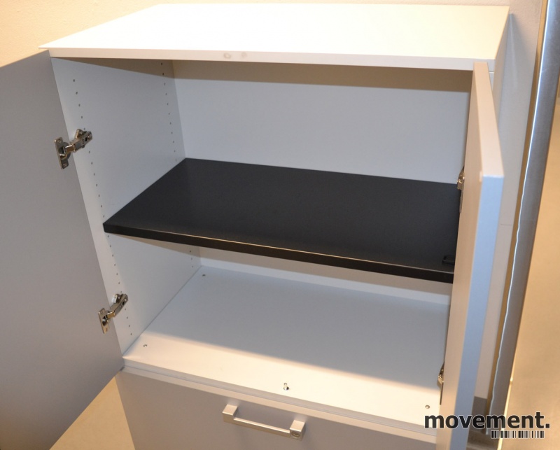 Solgt!Steelcase skap med dører og skuff - 2 / 3