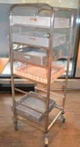 Oppvasktralle i rustfritt stål for oppvaskbakker, 7 hyller, 165 cm høyde, pent brukt