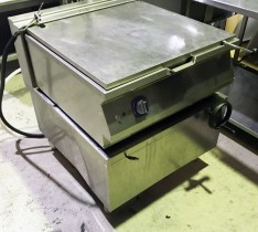 Electrolux 13kW, kokebord / stekebord med manuell tipp, 900XP, 80cm bredde, pent brukt 2014-modell