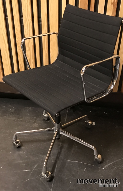 Eames Aluminium EA 117 Group kontorstolfra Vitra i sort Charles Eames,kontorstol EA117 gGrønn